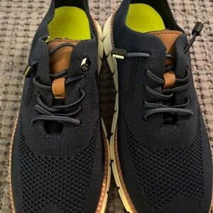 Navy and Brown Men's Sneakers